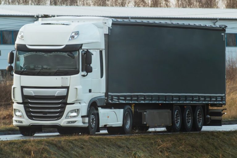 Kierowca C+E (m/w/d) – plandeka – system 3/1 lub poniedzialek -piatek – okolice Dresden , blisko do PL